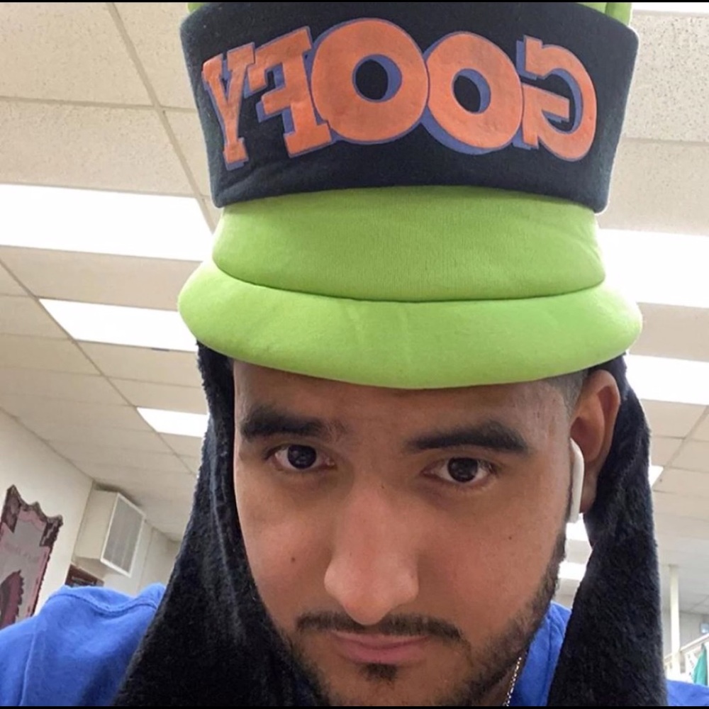 Meet your Posher, Arnez